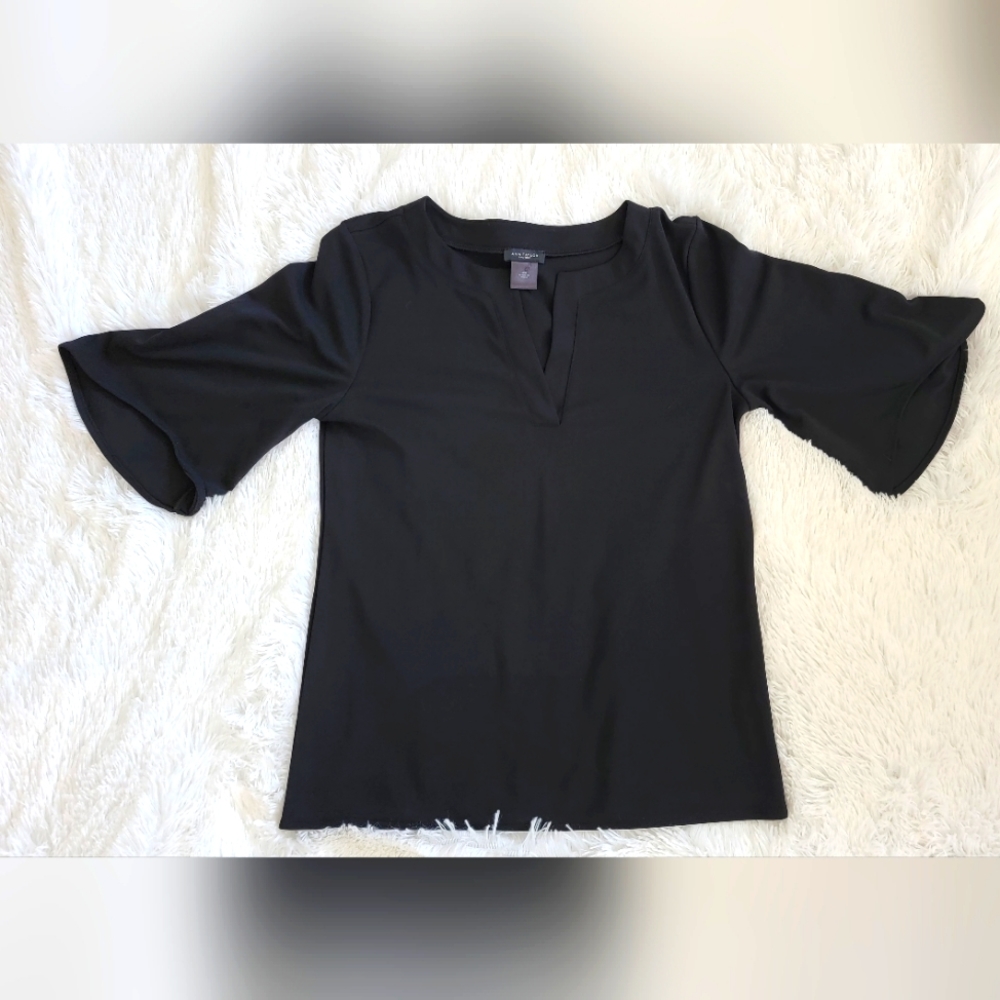 Ann Taylor Factory size S - 3/4 sleeve V neck